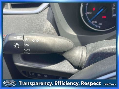 Used 2024 Toyota RAV4 SE w/ Weather & Moonroof Package AWD/4WD image 27