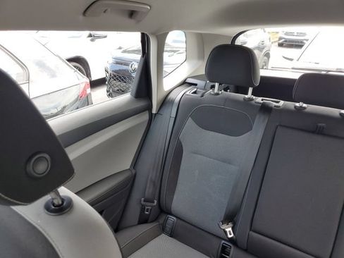 Used 2024 Volkswagen Taos S FWD image 10