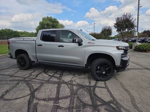 Used 2022 Chevrolet Silverado 1500 LT Trail Boss w/ Safety Package AWD/4WD image 3
