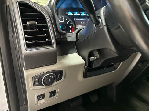 Used 2018 Ford F150 XLT w/ Equipment Group 302A Luxury AWD/4WD image 11