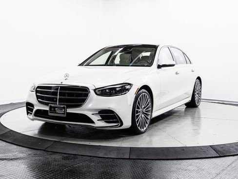 Certified 2023 Mercedes-Benz S 580 4MATIC Sedan image 3