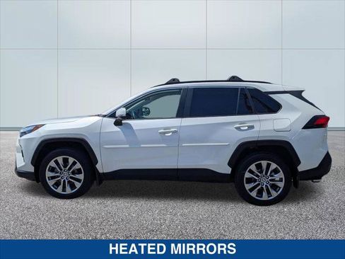 Used 2022 Toyota RAV4 XLE Premium w/ Carpet Mat Package (TMS) AWD/4WD image 2