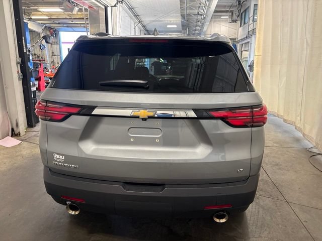Used 2023 Chevrolet Traverse LT FWD image 5