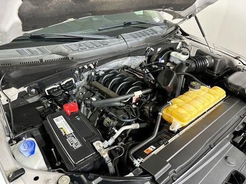 Used 2016 Ford F150 Lariat RWD image 26