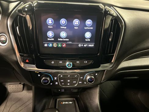 Certified 2022 Chevrolet Traverse Premier w/ LPO, Floor Liner Package AWD/4WD image 24