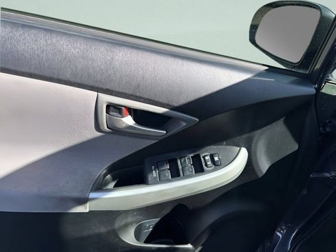 Used 2015 Toyota Prius Two FWD image 20