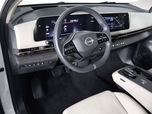 Used 2023 Nissan Ariya FWD image 28