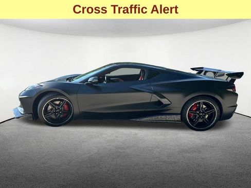 Used 2022 Chevrolet Corvette Stingray Premium Cpe w/ Z51 Performance Package RWD image 6