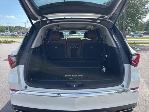 Used 2025 Acura MDX SH-AWD w/ Technology Package image 10