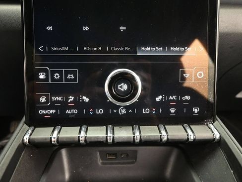 Used 2025 GMC Terrain Elevation w/ Elevation Premium Package AWD/4WD image 24