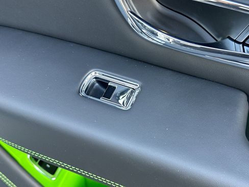 New 2025 Bentley Bentayga image 19