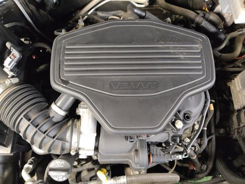 Used 2019 Chevrolet Blazer LT FWD image 30