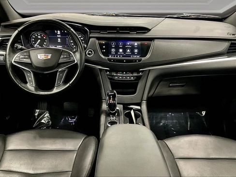 Used 2020 Cadillac XT5 Premium Luxury FWD image 7