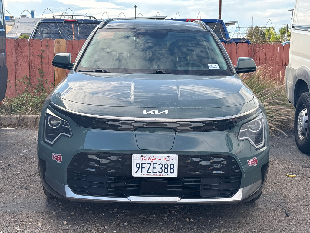 Used 2023 Kia Niro Wind FWD image 2