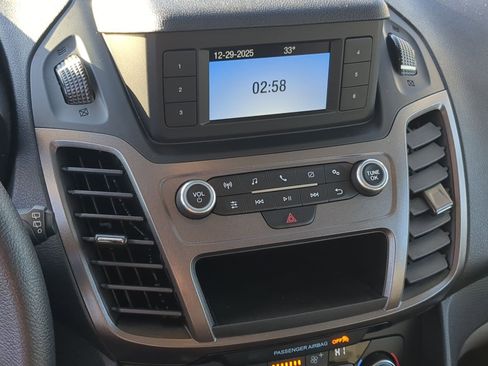 Used 2023 Ford Transit Connect XL image 16