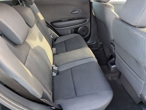 Used 2022 Honda HR-V LX image 19