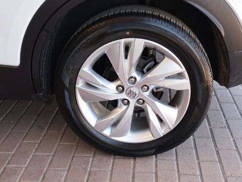 Used 2024 Buick Encore GX Preferred w/ Comfort Package FWD image 12