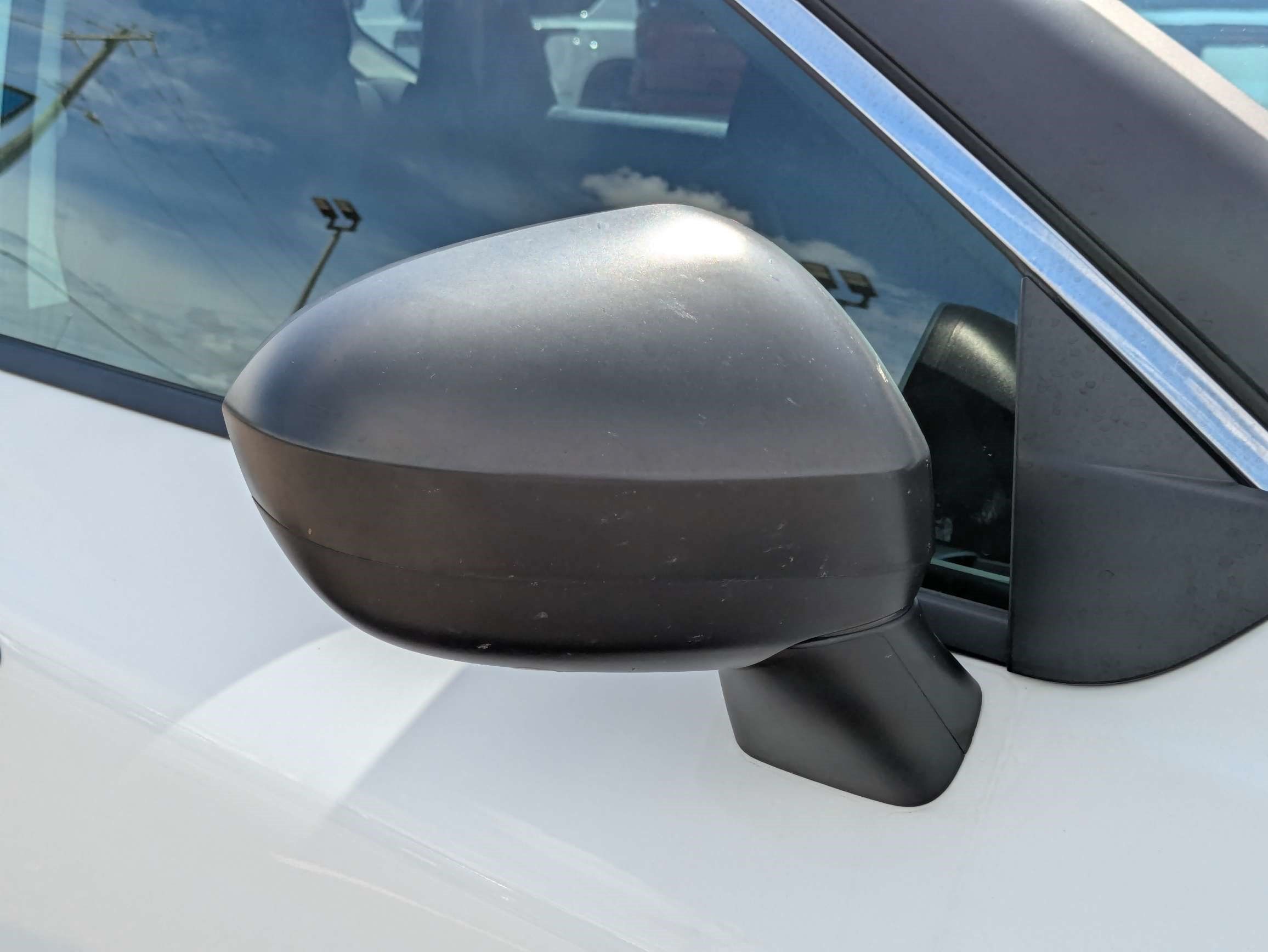 Used 2024 Nissan Rogue S FWD image 10