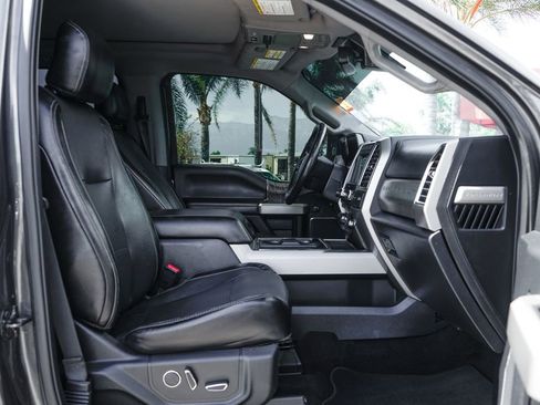 Used 2017 Ford F250 Lariat w/ Lariat Ultimate Package image 43