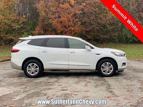 Used 2021 Buick Enclave Premium image 8