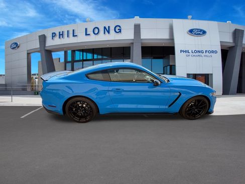 Used 2017 Ford Mustang Shelby GT350 RWD image 7