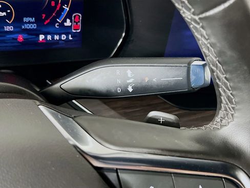 Used 2025 Chevrolet Tahoe LT image 17