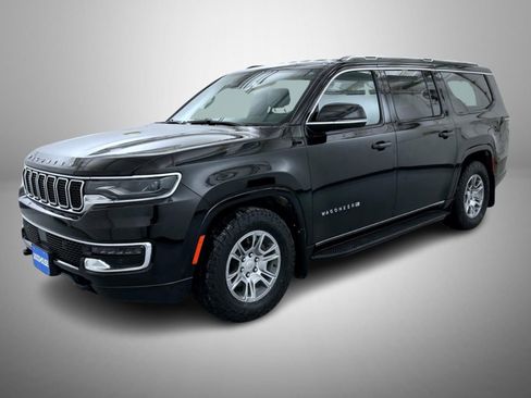 Used 2023 Jeep Wagoneer L 4WD w/ HD Trailer Tow Package image 1