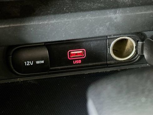 Used 2021 Kia Soul LX FWD image 30