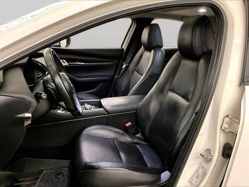 Used 2020 MAZDA MAZDA3 AWD Sedan w/ Premium Package image 24