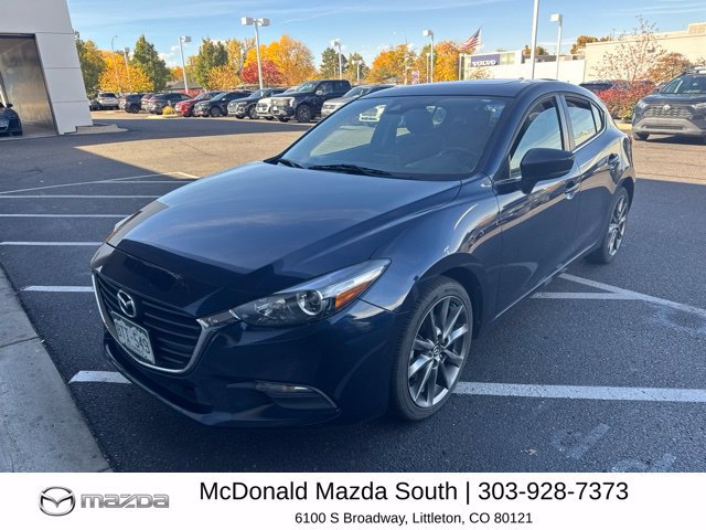 Used 2018 MAZDA MAZDA3 Touring FWD image 1