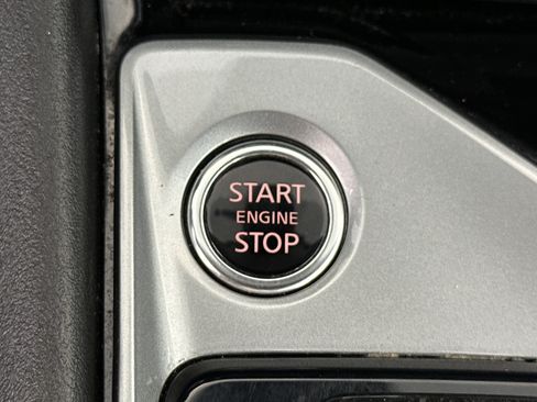 Used 2024 Nissan Altima 2.5 SV image 25