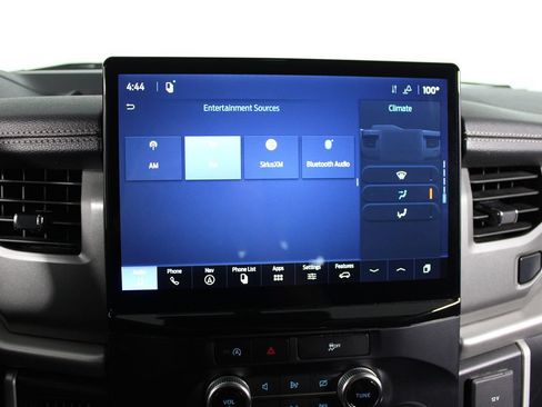 Used 2024 Ford Expedition XLT RWD image 18