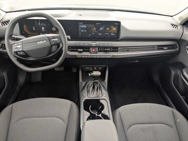 Used 2025 Kia K4 FWD image 14