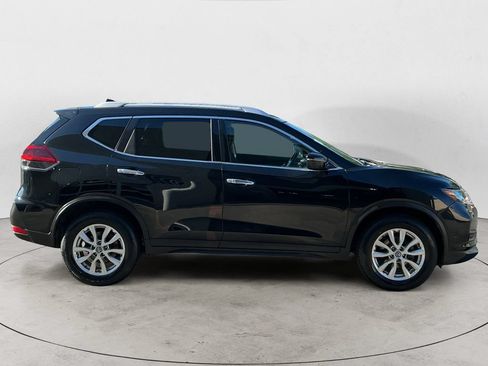 Used 2019 Nissan Rogue SV AWD/4WD image 4
