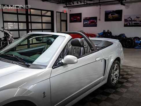Used 2004 Ford Mustang Cobra RWD image 37
