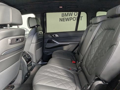 New 2027 BMW X7 xDrive40i w/ M Sport Package AWD/4WD image 13