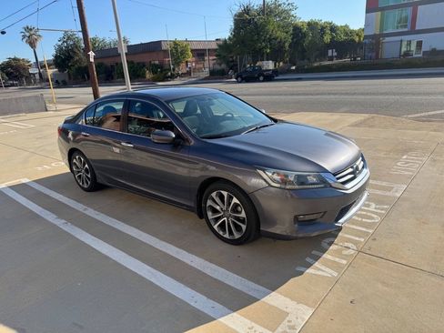 Used 2015 Honda Accord Sport image 6