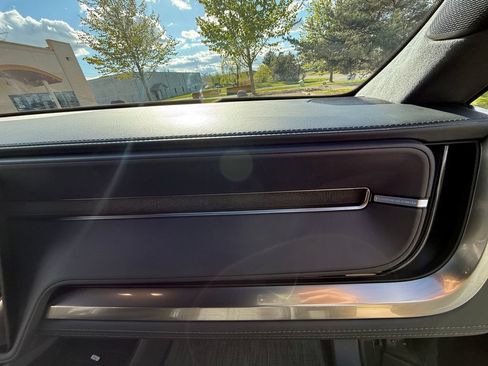 Used 2024 Rivian R1S Adventure AWD/4WD image 18