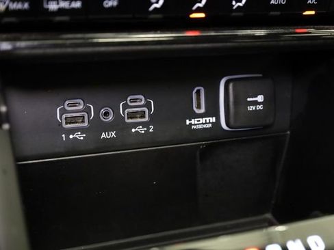 Used 2023 Jeep Grand Cherokee 4WD 4xe image 24