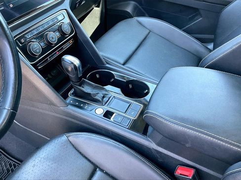 Used 2021 Volkswagen Atlas SEL w/ MDO Package (Bench Seat) image 15