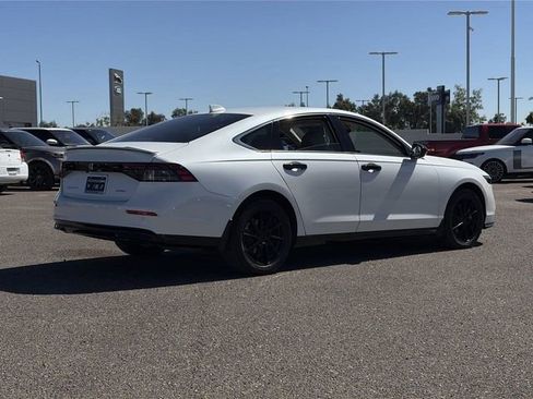 Used 2025 Honda Accord EX-L image 6