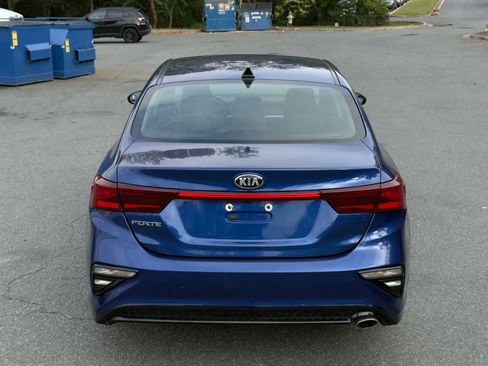 Used 2019 Kia Forte LXS image 12