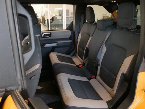 Used 2021 Ford Bronco Wildtrak image 11