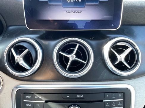 Used 2018 Mercedes-Benz CLA 250 image 23