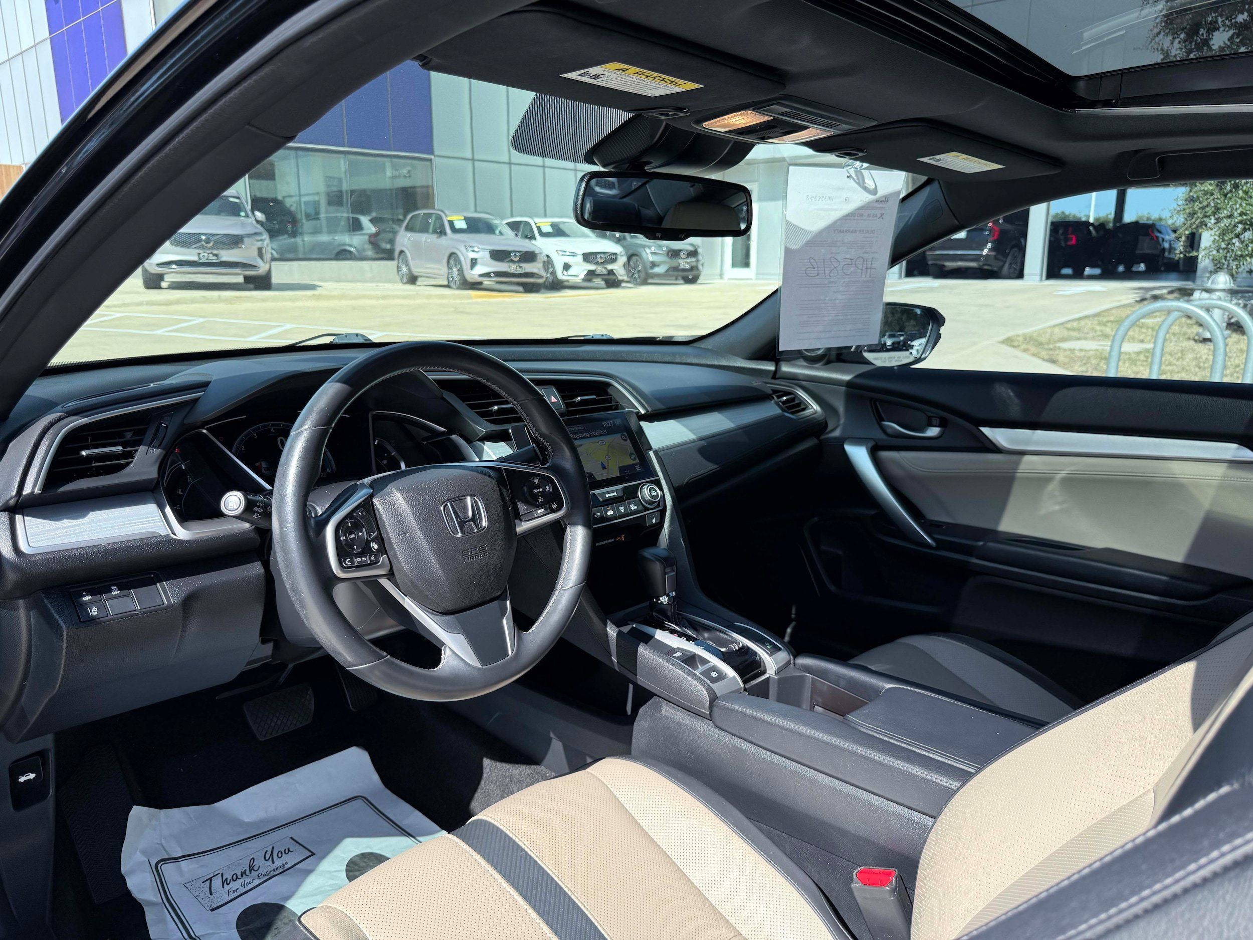 Used 2017 Honda Civic Touring image 11