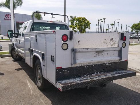 Used 2015 Ford F250 XL w/ Power Equipment Group image 10