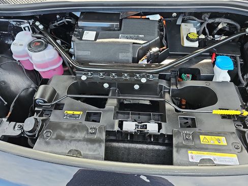 Used 2024 Volkswagen ID.4 Standard image 29