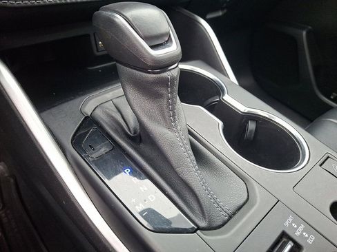 Used 2023 Toyota Highlander XLE w/ Protection Package #3 (TMS) image 16