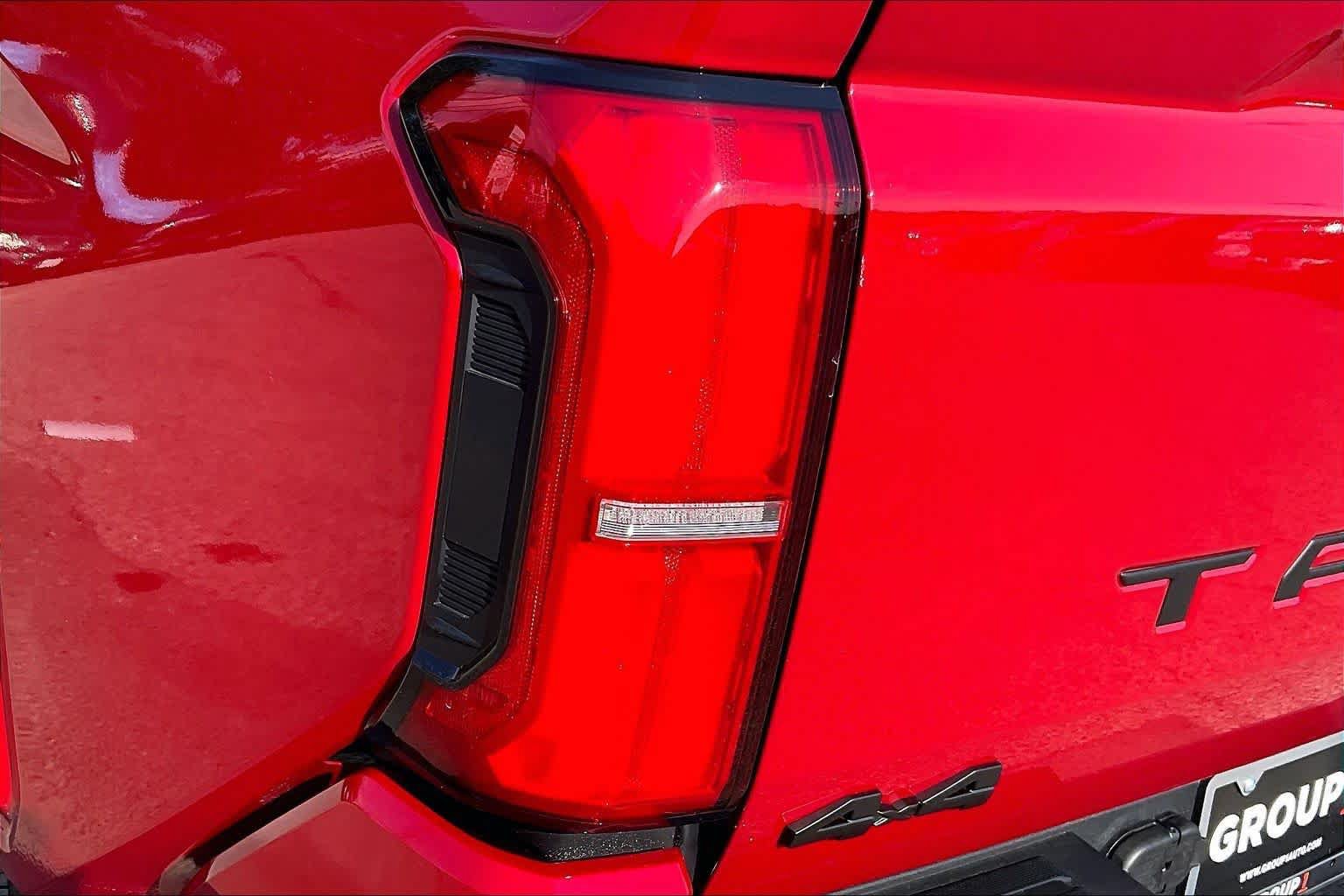 Used 2026 Toyota Tacoma SR5 AWD/4WD image 28