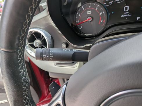 Used 2018 Chevrolet Camaro SS RWD image 38